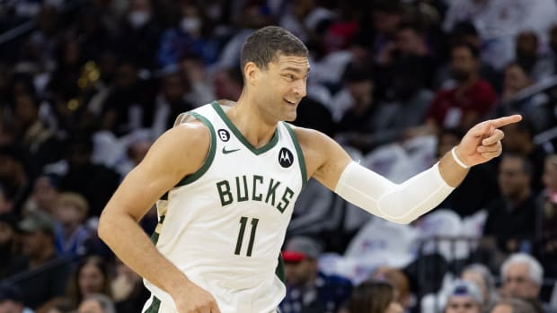 Milwaukee Bucks center Brook Lopez vs. Philadelphia 76ers